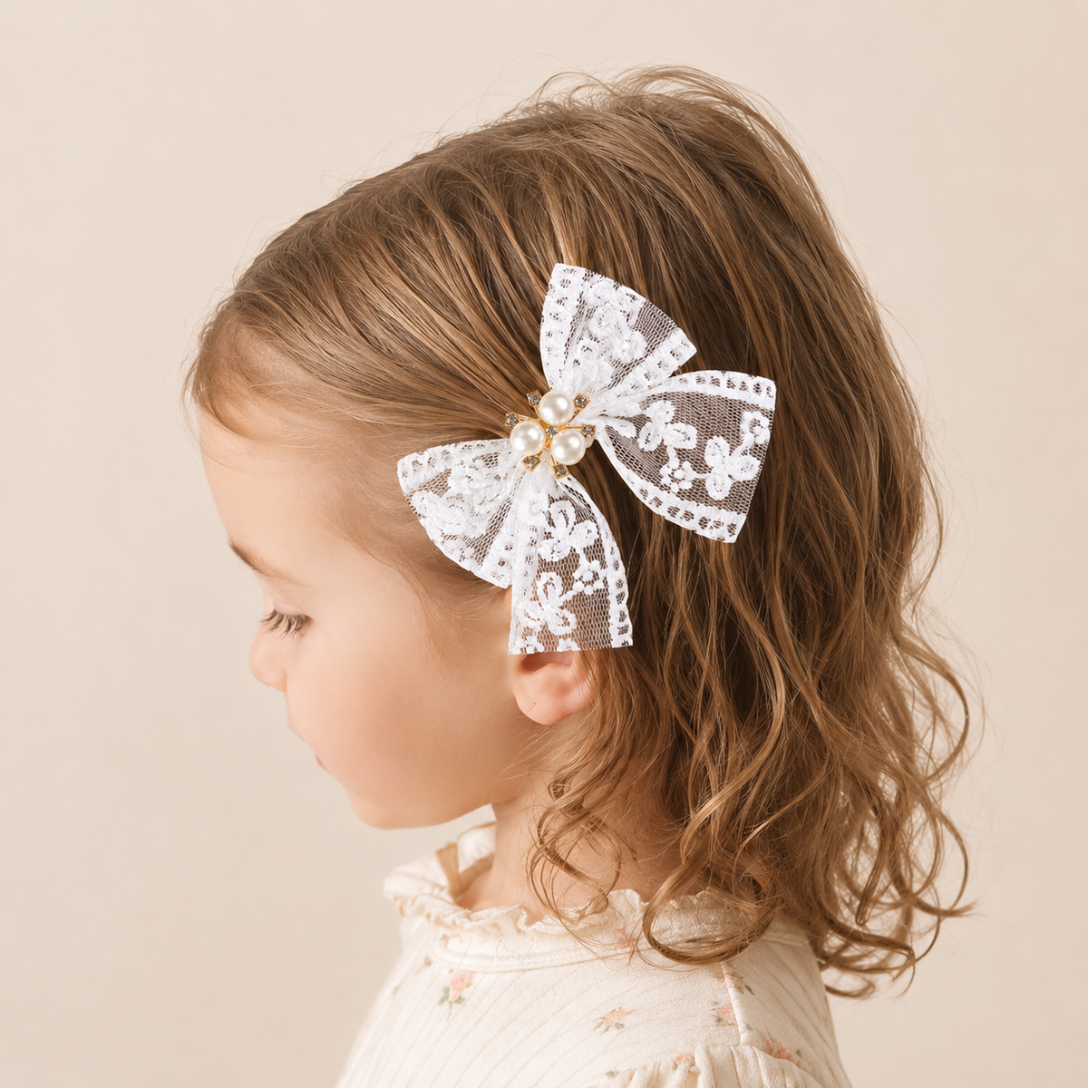 Lot 2 pinces à cheveux bébé fille voile brodé et perles