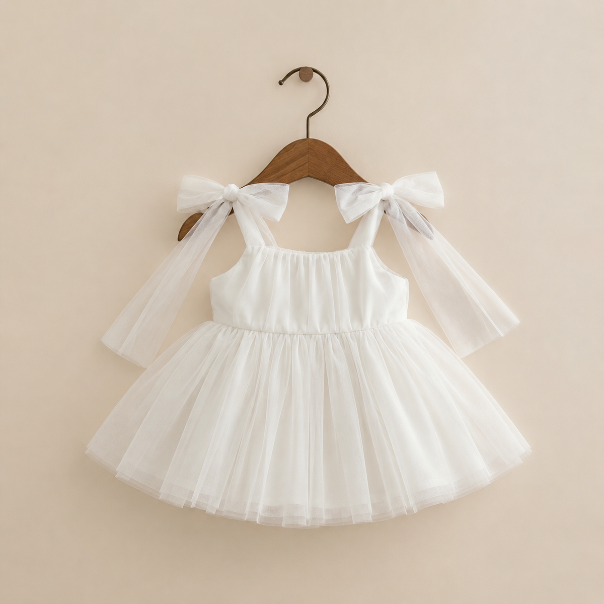 Barboteuse bébé fille blanche tulle épaules à nœuds cérémonie