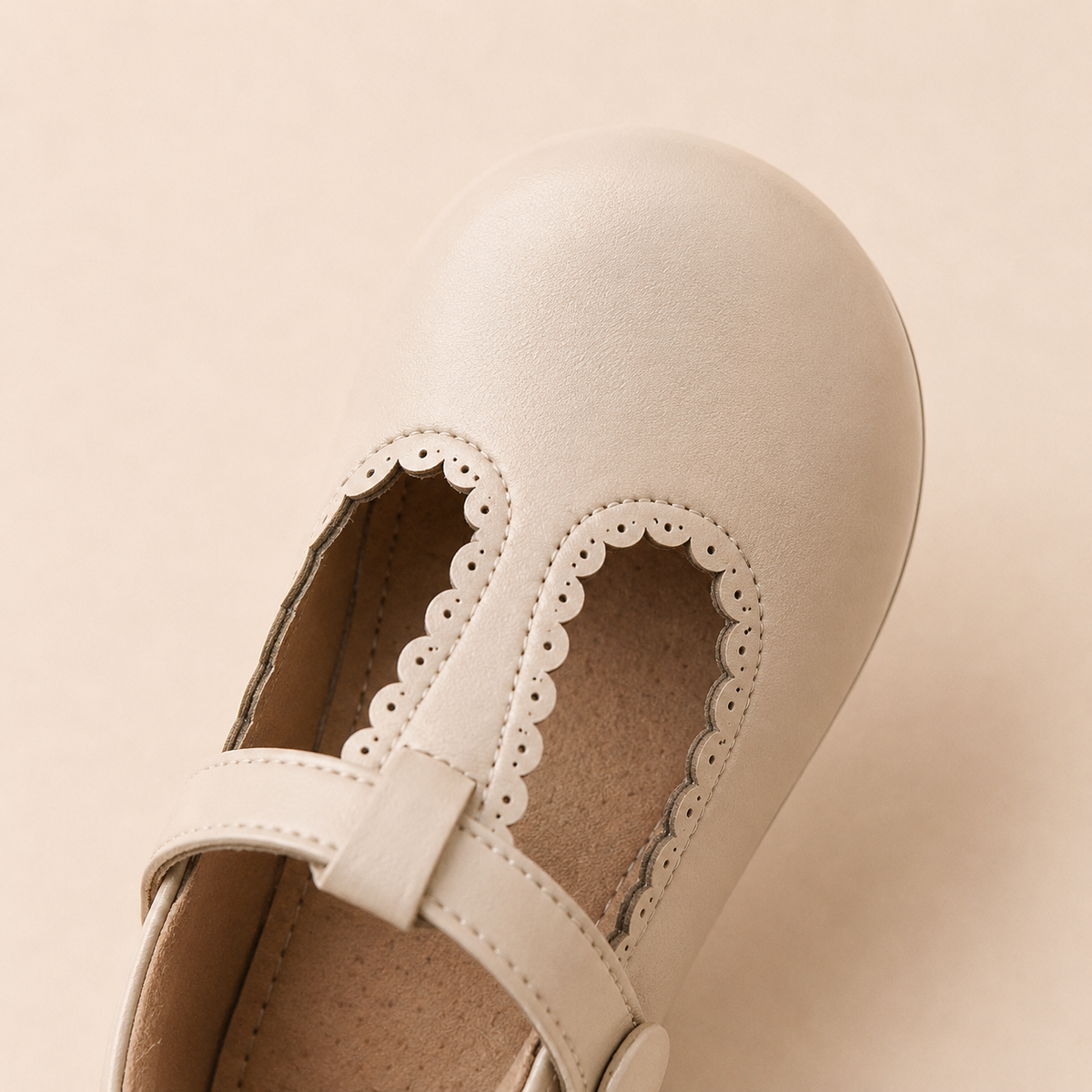 Ballerine fille simili cuir bride scratch festons cérémonie