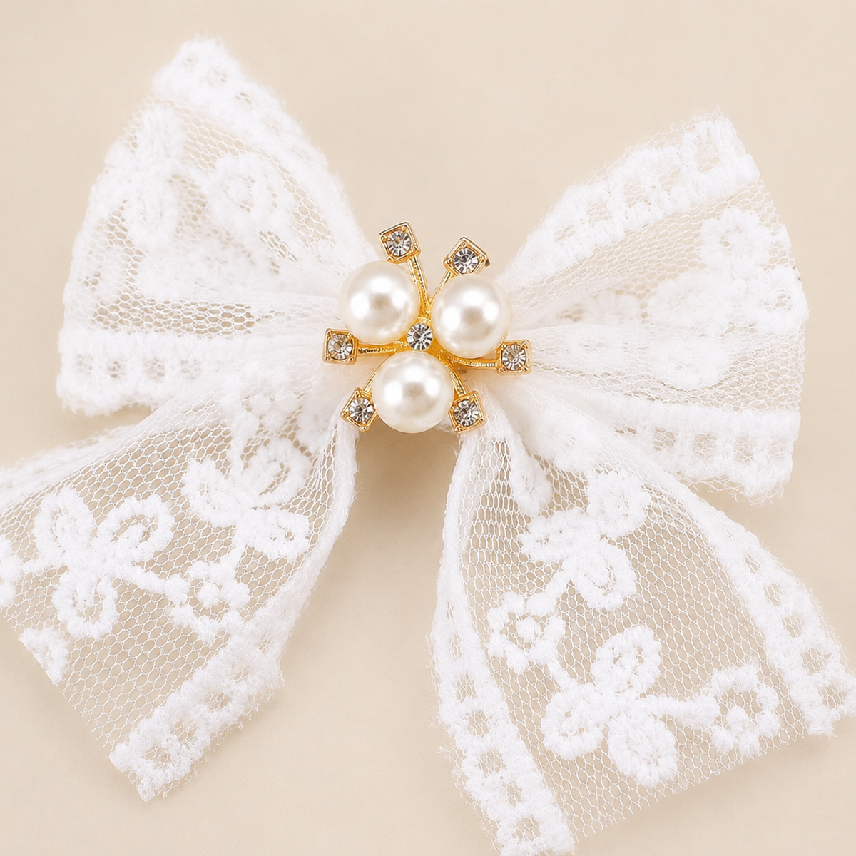Lot 2 pinces à cheveux bébé fille voile brodé et perles